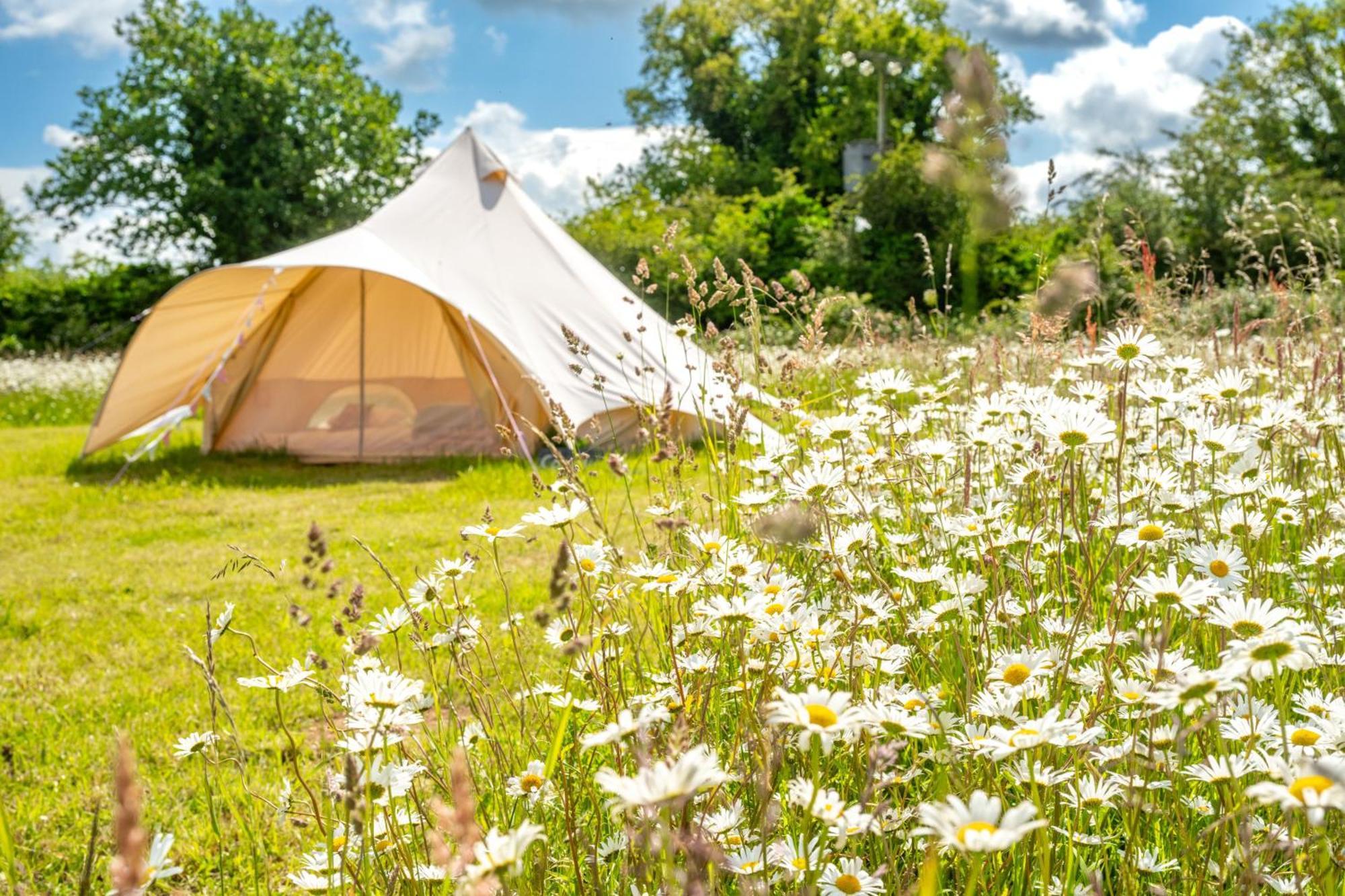 הוילה Ringstead  Cowslip At Blancas Bell Tents מראה חיצוני תמונה